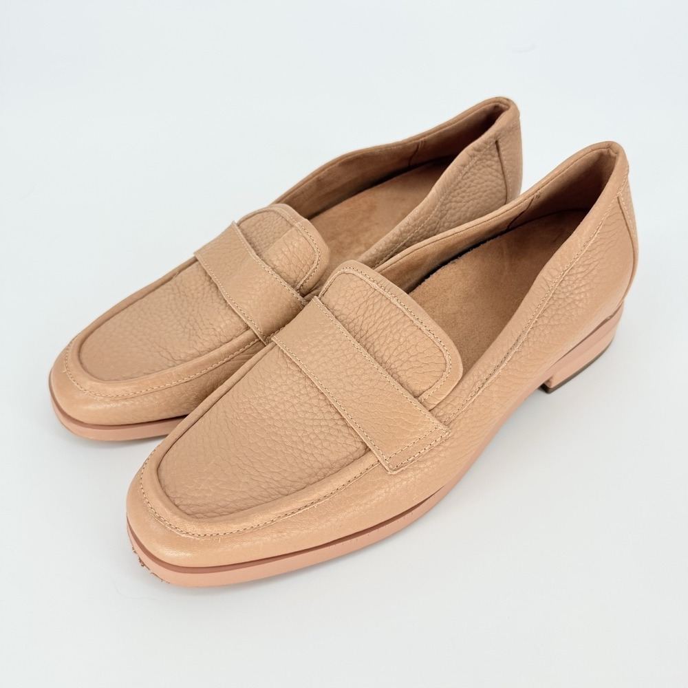 Vionic Sellah Pebbled Leather Penny Loafers Macaroon Tan Square Toe 8.5 Comfort